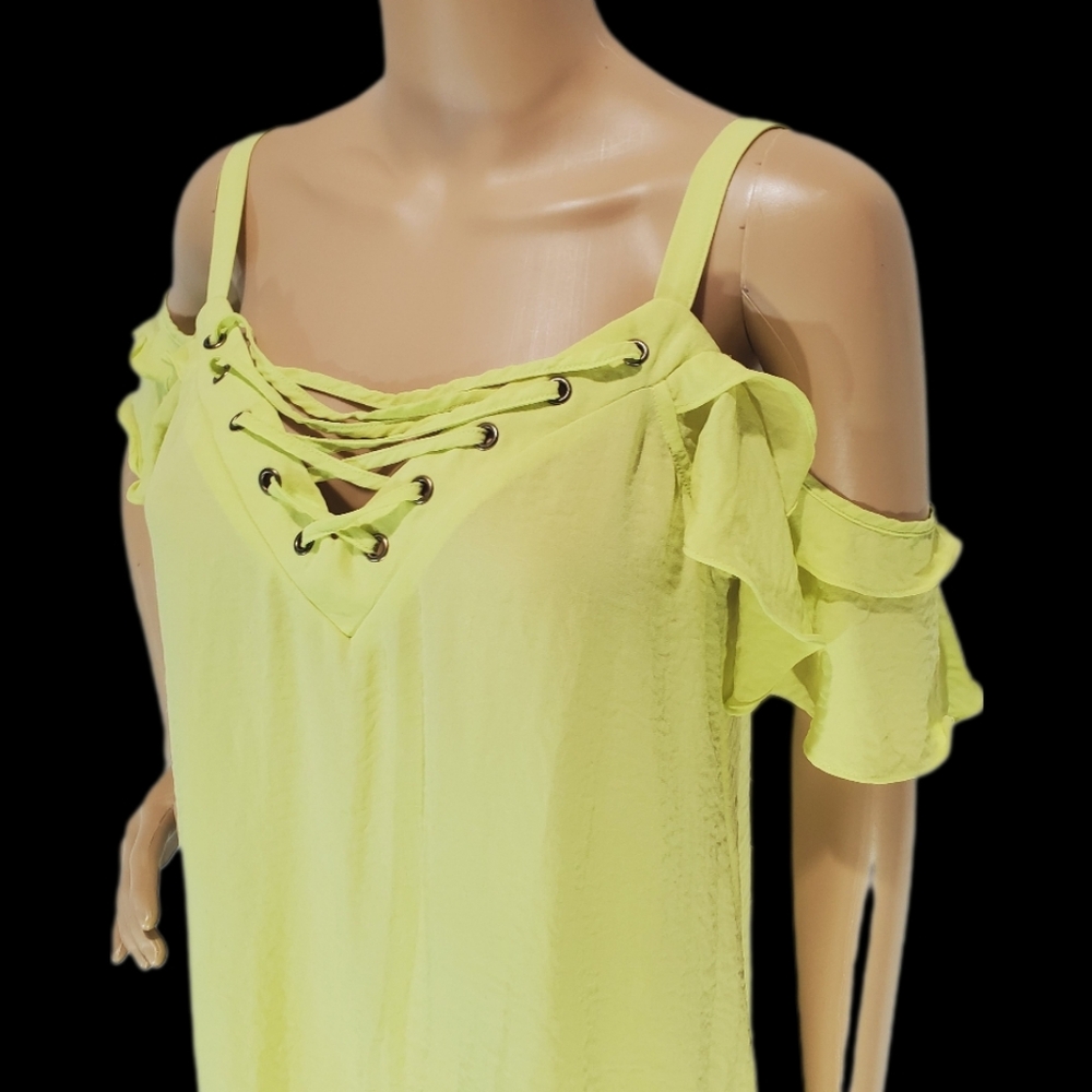 Bold Elements Short Sleeve Cold Shoulder Laced V-neck Blouse Shirt Top Sz M Neon